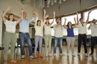Exercice d’expression corporelle et musicale guidé par MadCityZen lors d’un atelier Body Percussion. | © MadCityZen